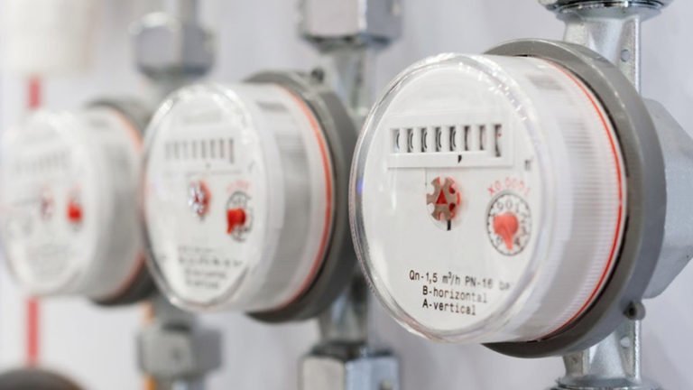 The impact of smart water meters in gated communities