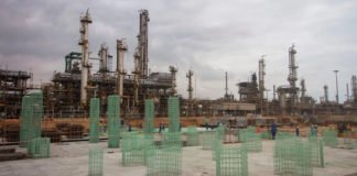 Angola extends Luanda oil refinery to boost fuel production Angola to increase its oil and gas refining capacity