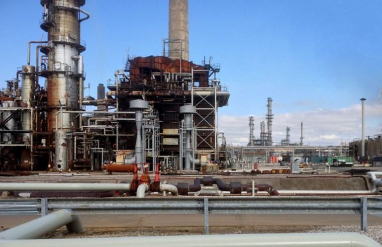 Uganda seeks investors for US $4.5bn refinery project
