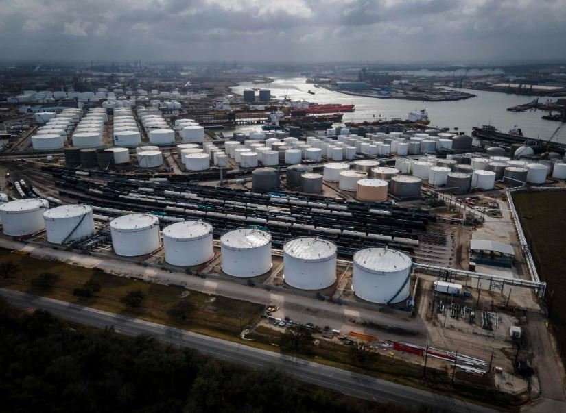 Somaliland opens new oil storage terminal