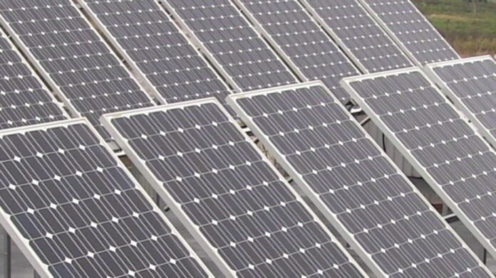 Botswana to construct 100MW solar power plant
