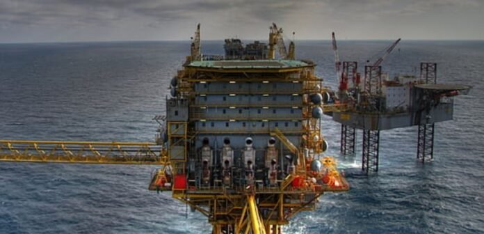 Kenya to grant oil licence to Uganda