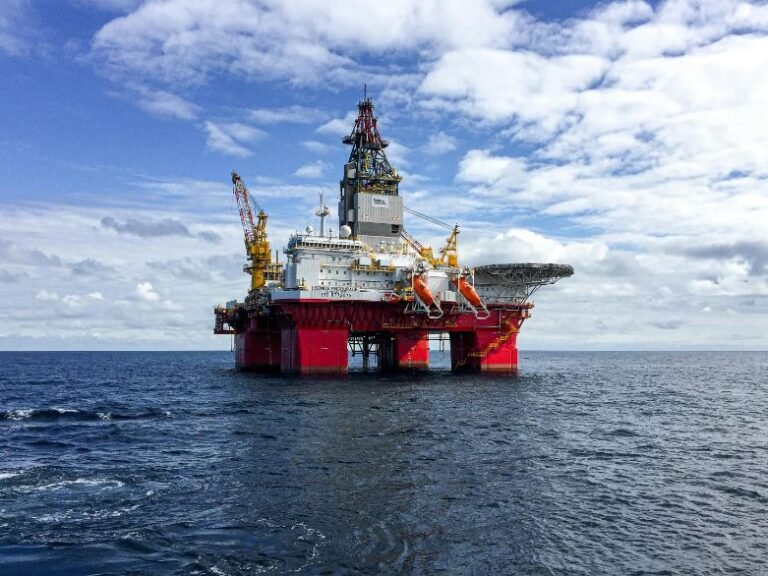 Angola to award 15 new concessions