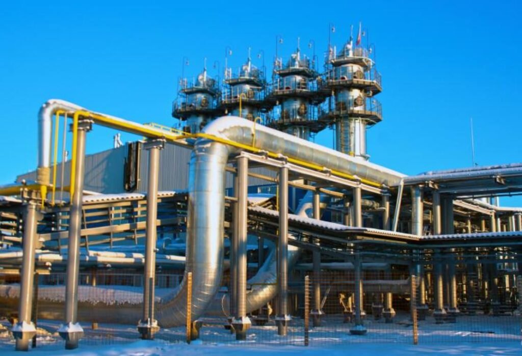 8 oil tanks to be built at Dangote refinery in Nigeria