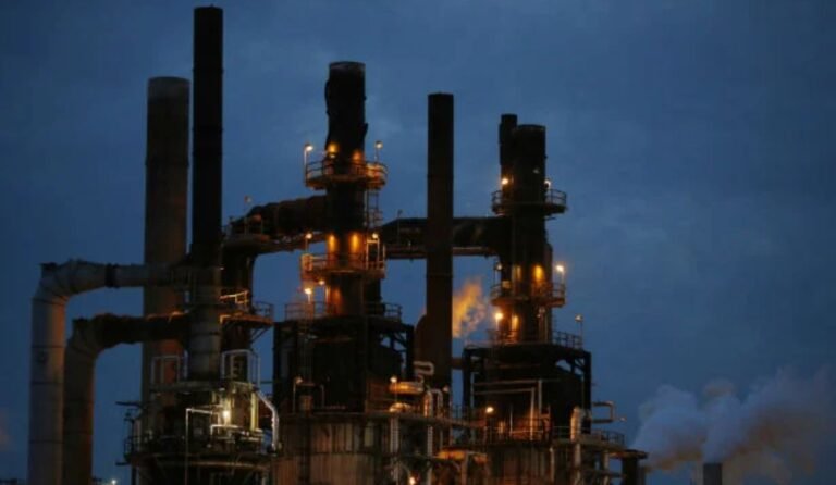 Uganda, Alpha MBM Investments LLC inks deal for oil refinery project